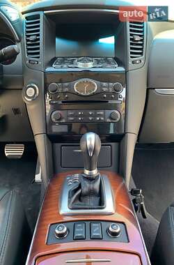 Внедорожник / Кроссовер Infiniti FX 37 2011 в Изюме