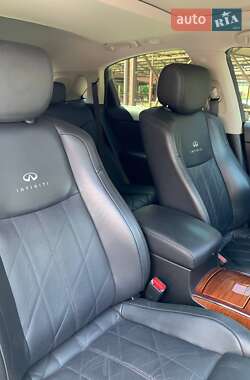 Позашляховик / Кросовер Infiniti FX 37 2011 в Ізюмі