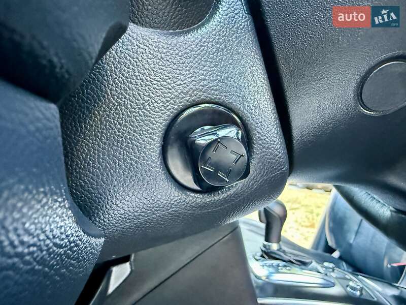 Внедорожник / Кроссовер Infiniti FX 37 2012 в Одессе