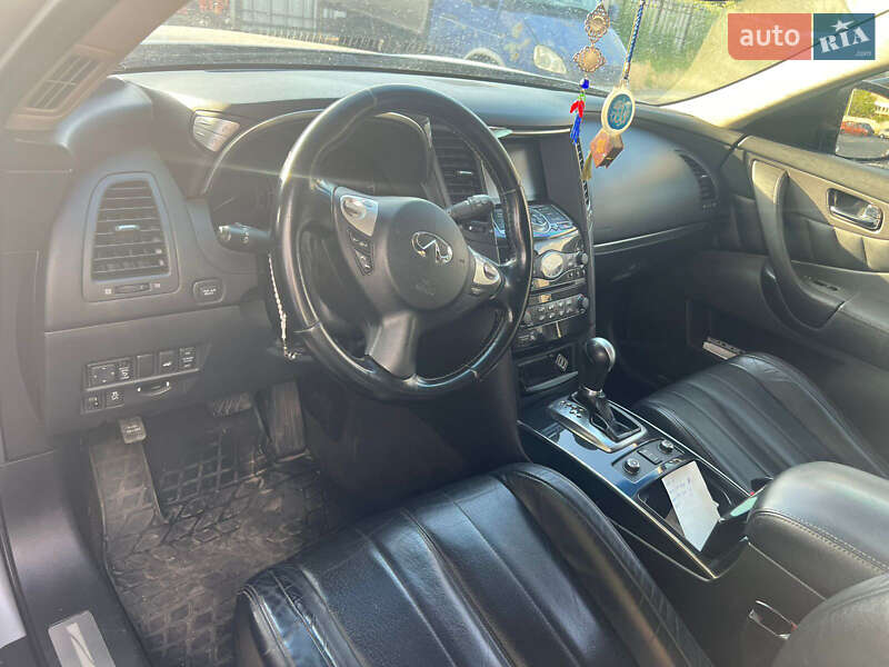 Внедорожник / Кроссовер Infiniti FX 37 2013 в Киеве фото 4 Внедорожник / Кроссовер Infiniti FX 37 2013 в Киеве