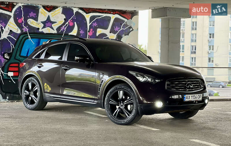 Внедорожник / Кроссовер Infiniti FX 37 2011 в Харькове