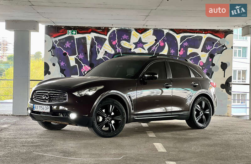 Внедорожник / Кроссовер Infiniti FX 37 2011 в Харькове