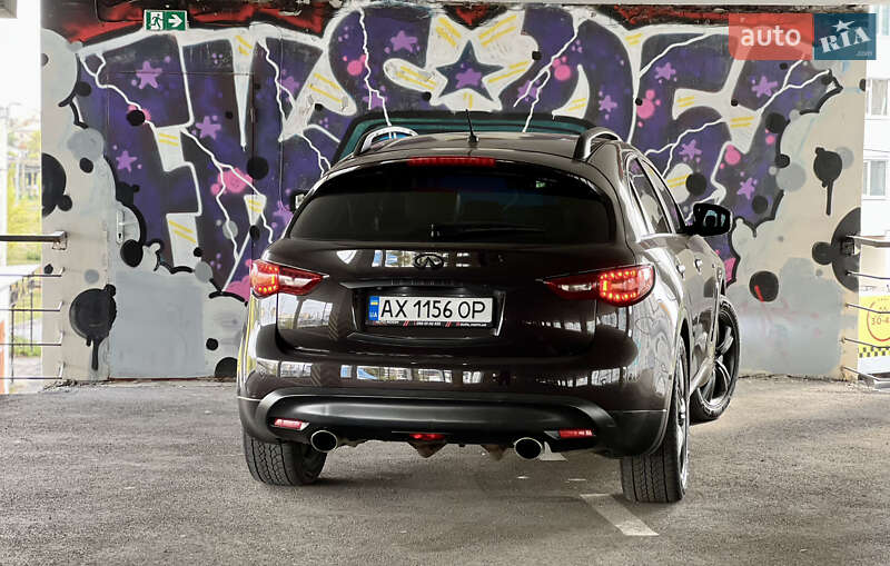 Внедорожник / Кроссовер Infiniti FX 37 2011 в Харькове