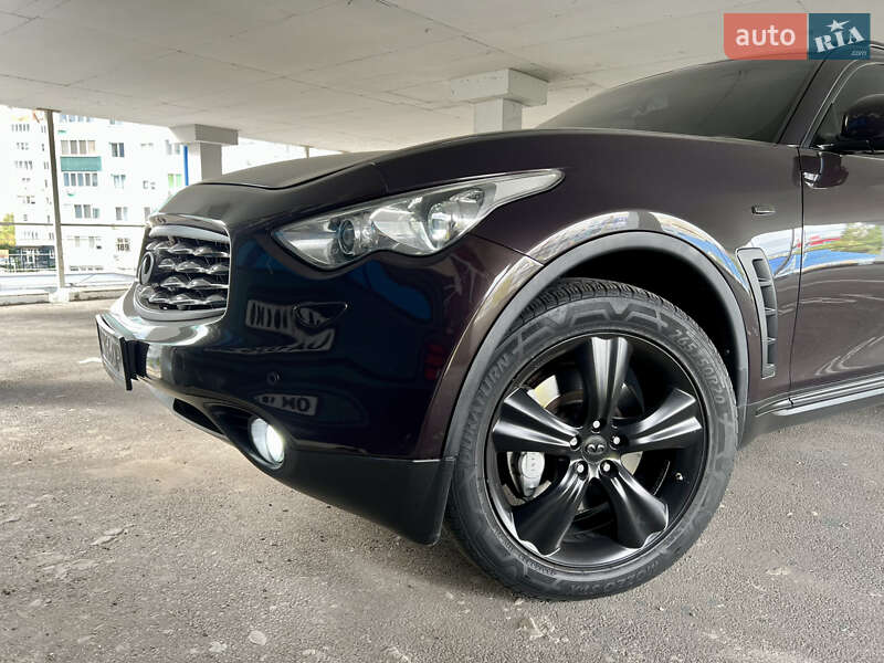 Внедорожник / Кроссовер Infiniti FX 37 2011 в Харькове