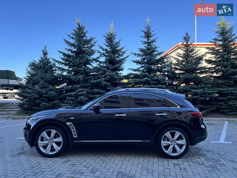 Внедорожник / Кроссовер Infiniti FX 37 2011 в Харькове