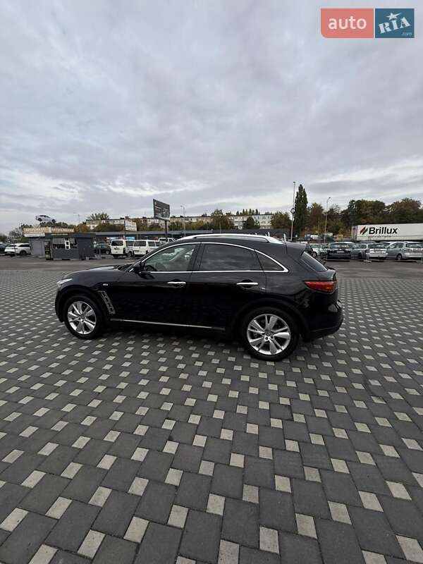 Внедорожник / Кроссовер Infiniti FX 37 2012 в Полтаве фото 8 Внедорожник / Кроссовер Infiniti FX 37 2012 в Полтаве