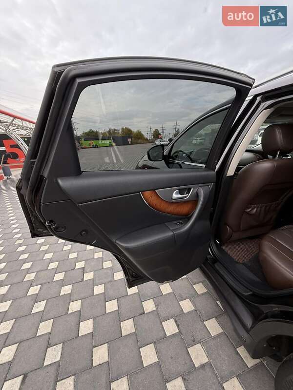Внедорожник / Кроссовер Infiniti FX 37 2012 в Полтаве фото 12 Внедорожник / Кроссовер Infiniti FX 37 2012 в Полтаве