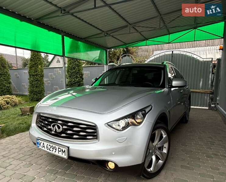 Внедорожник / Кроссовер Infiniti FX 37 2010 в Черкассах