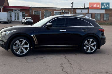 Внедорожник / Кроссовер Infiniti FX 37 2010 в 