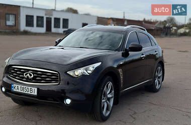 Внедорожник / Кроссовер Infiniti FX 37 2010 в 