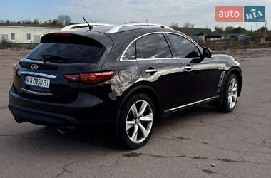Внедорожник / Кроссовер Infiniti FX 37 2010 в 