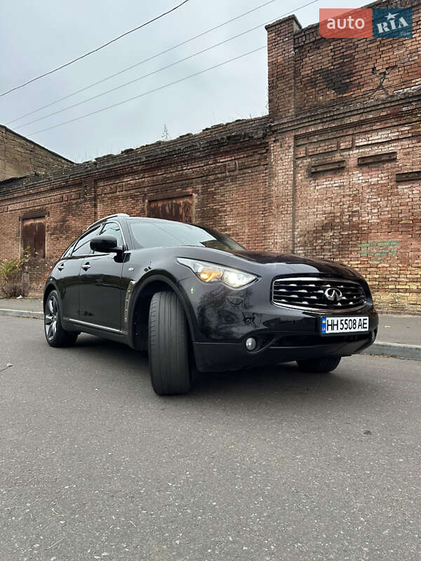 Infiniti FX 37 2010