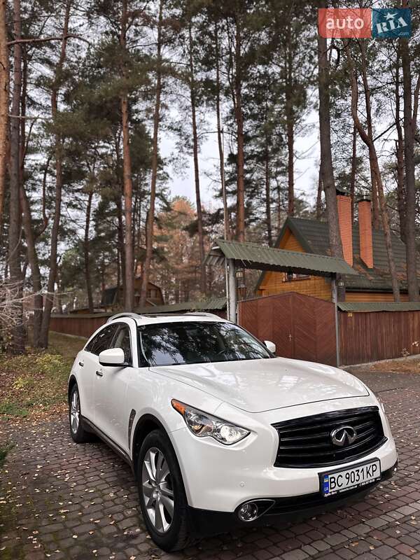 Позашляховик / Кросовер Infiniti FX 37 2013 в Львові
