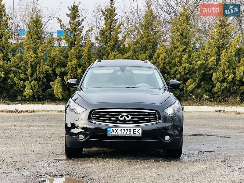 Позашляховик / Кросовер Infiniti FX 37 2011 в Харкові