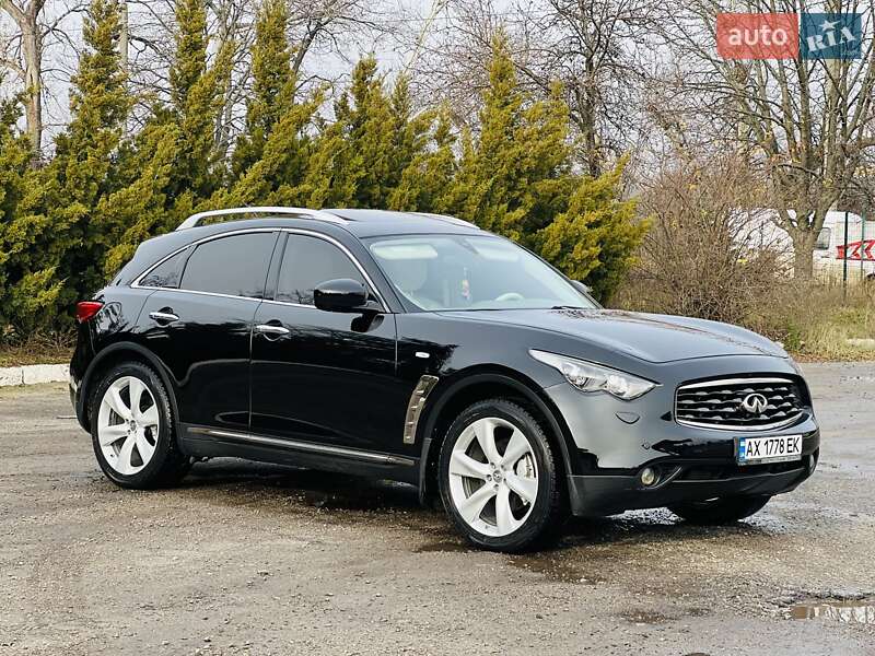 Позашляховик / Кросовер Infiniti FX 37 2011 в Харкові