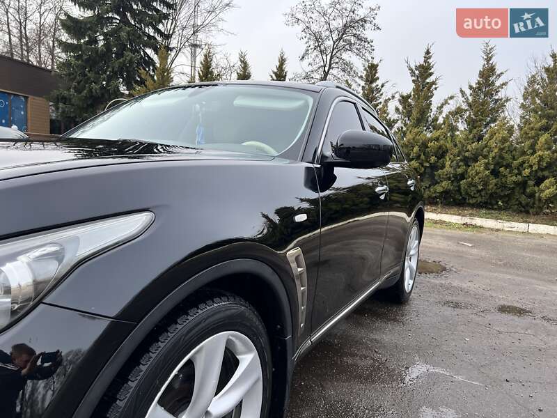 Позашляховик / Кросовер Infiniti FX 37 2011 в Харкові