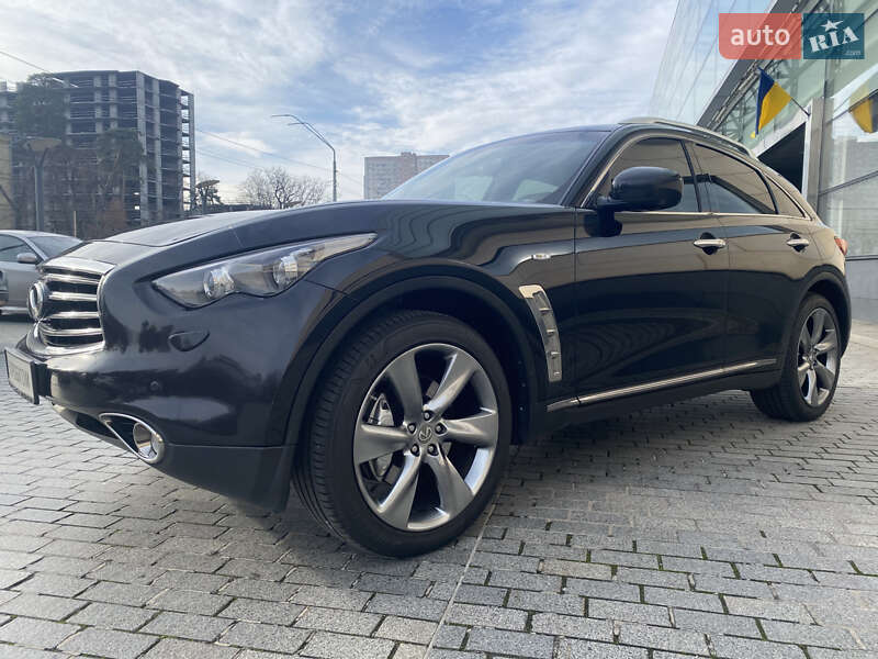 Внедорожник / Кроссовер Infiniti FX 37 2012 в Киеве