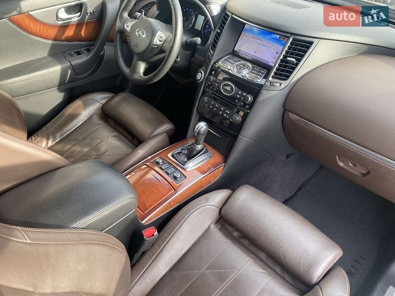 Внедорожник / Кроссовер Infiniti FX 37 2012 в Киеве