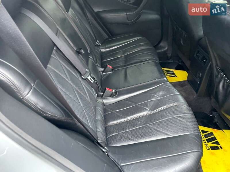 Внедорожник / Кроссовер Infiniti FX 37 2012 в Киеве