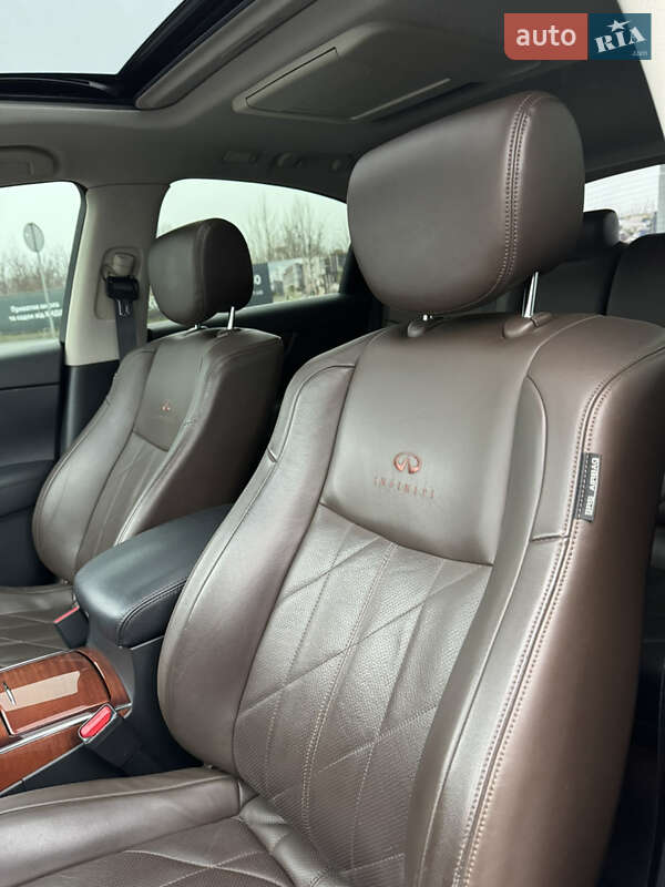 Внедорожник / Кроссовер Infiniti FX 37 2010 в Киеве фото 24 Внедорожник / Кроссовер Infiniti FX 37 2010 в Киеве