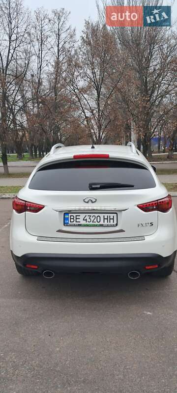 Позашляховик / Кросовер Infiniti FX 37 2011 в Миколаєві