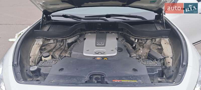Позашляховик / Кросовер Infiniti FX 37 2011 в Миколаєві