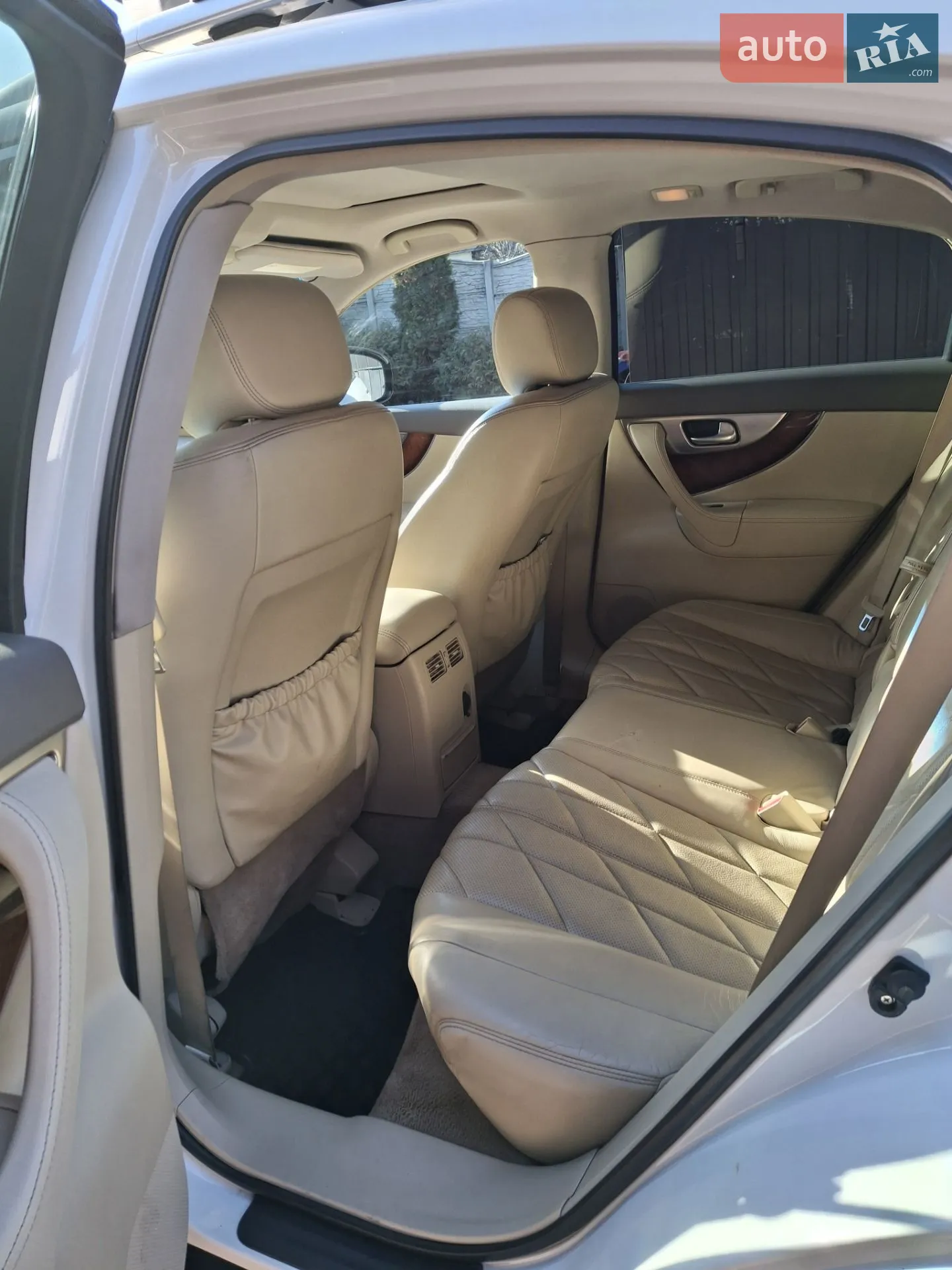 2010 Infiniti FX - мініатюра 7