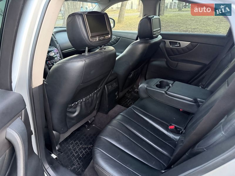 Внедорожник / Кроссовер Infiniti FX 37 2013 в Каменском