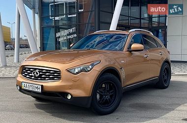 Внедорожник / Кроссовер Infiniti FX 37 2010 в Киеве