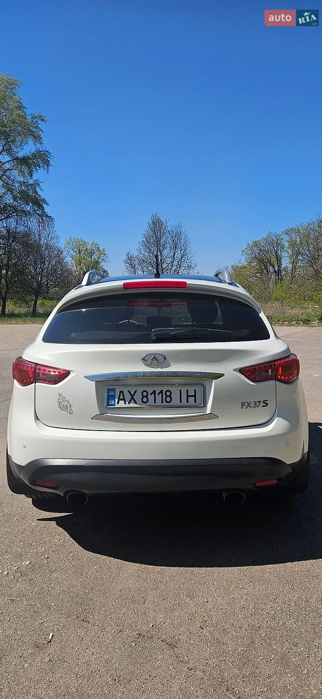 2011 Infiniti FX - мініатюра 6