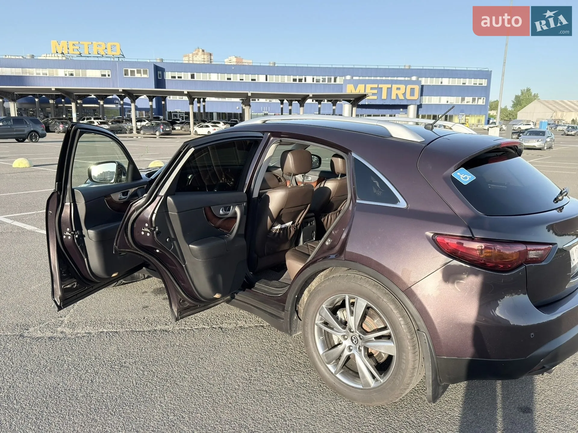 2011 Infiniti FX - мініатюра 8