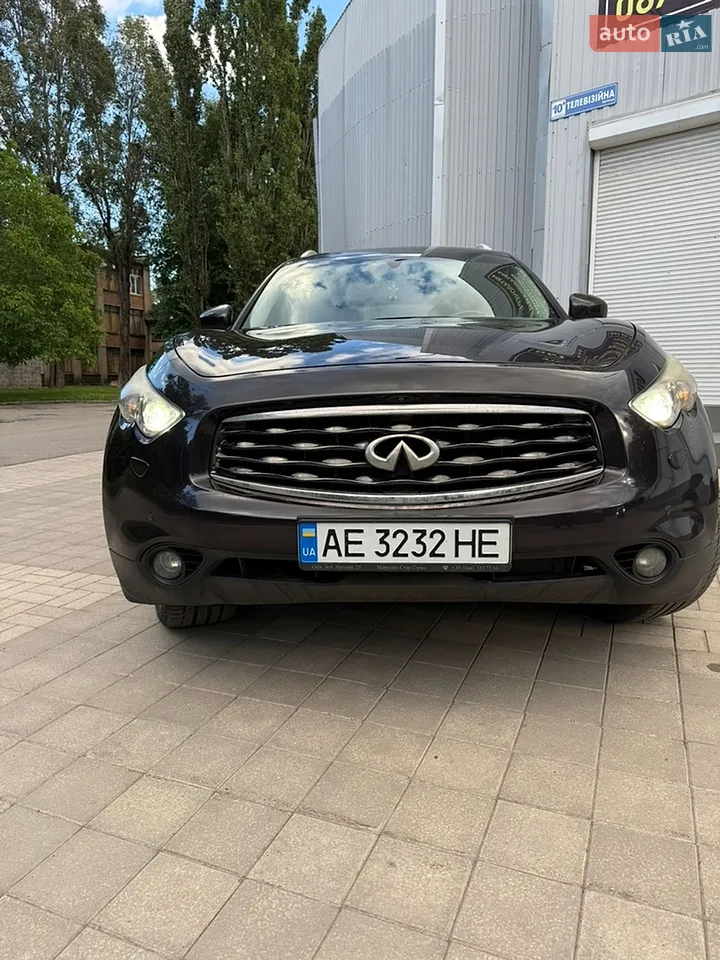 2010 Infiniti FX - мініатюра 9