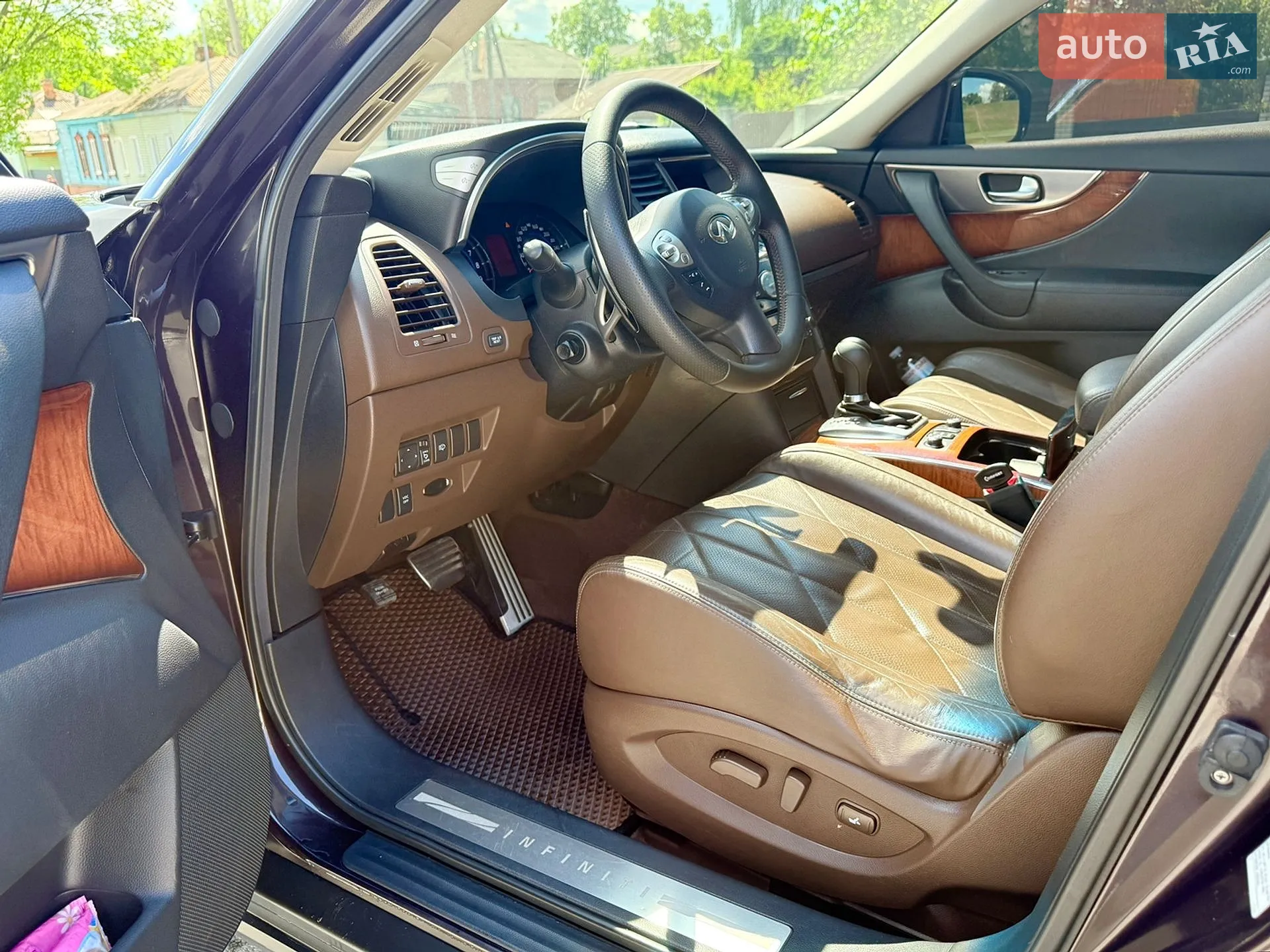2010 Infiniti FX - мініатюра 10
