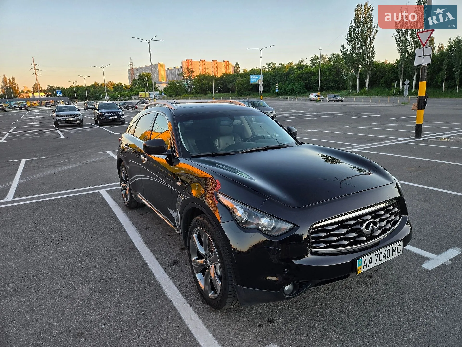 2011 Infiniti FX - мініатюра 13