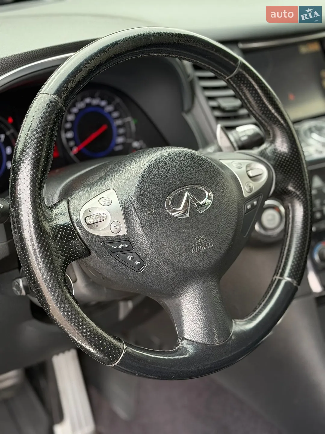 2010 Infiniti FX - мініатюра 13