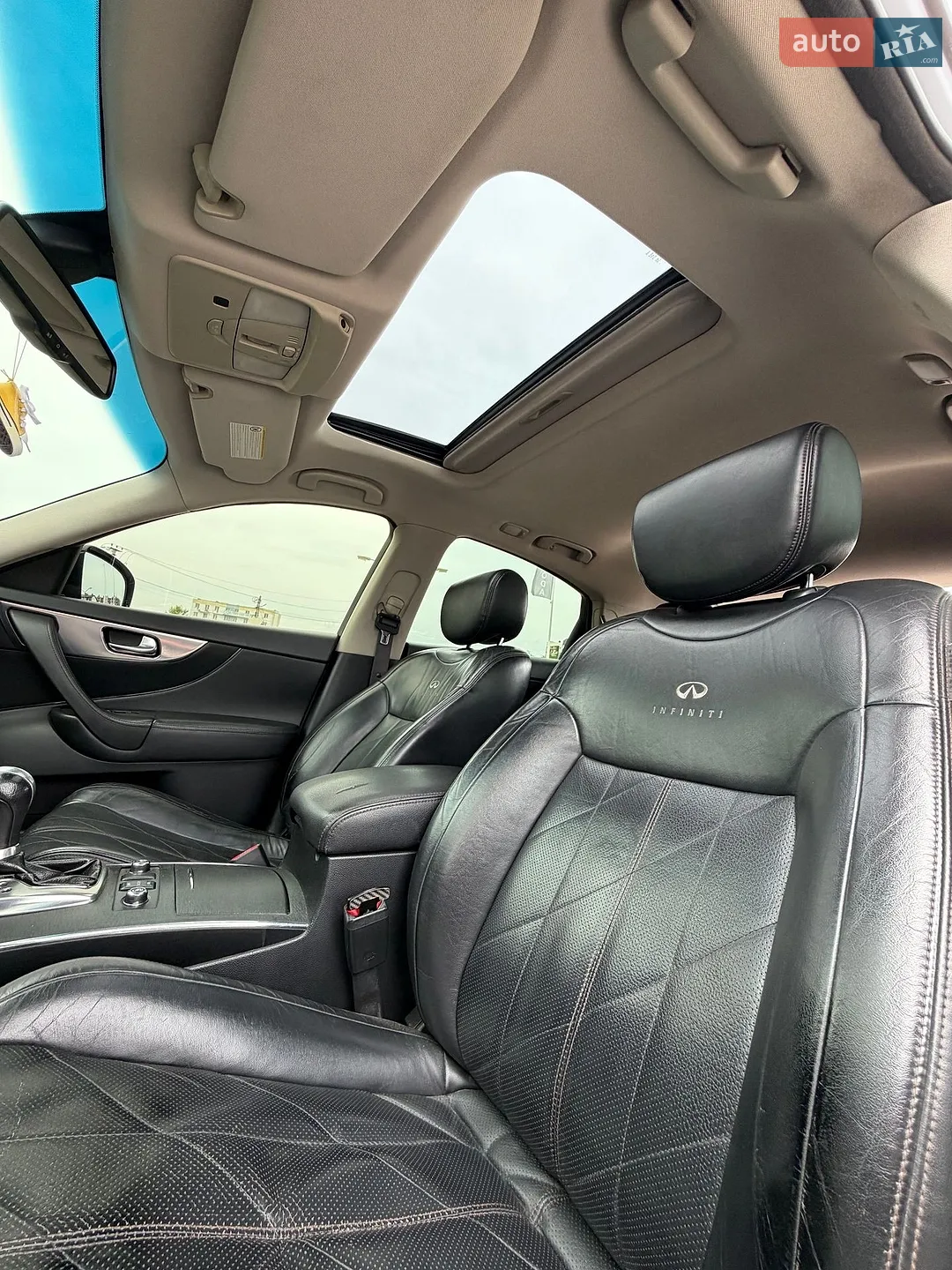 2010 Infiniti FX - мініатюра 14