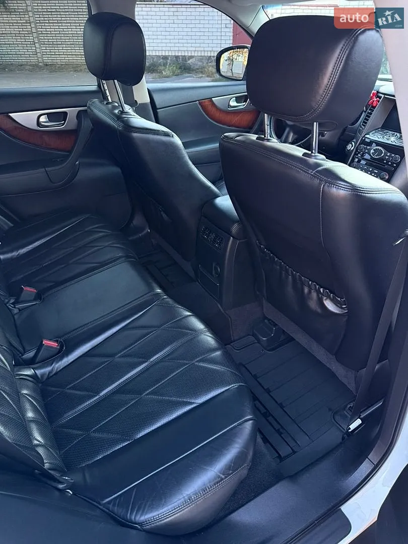 2011 Infiniti FX - мініатюра 15