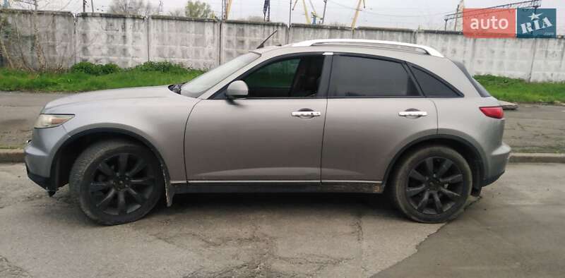 Внедорожник / Кроссовер Infiniti FX 45 2004 в Киеве
