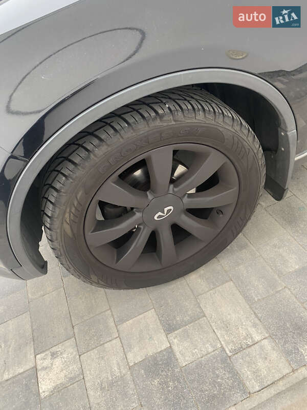 Позашляховик / Кросовер Infiniti FX 45 2004 в Києві