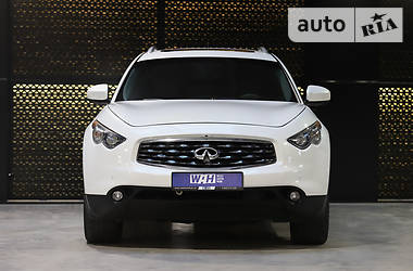 Позашляховик / Кросовер Infiniti FX 50 2008 в Луцьку