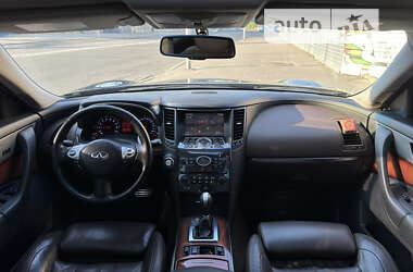 Внедорожник / Кроссовер Infiniti FX 50 2010 в Харькове