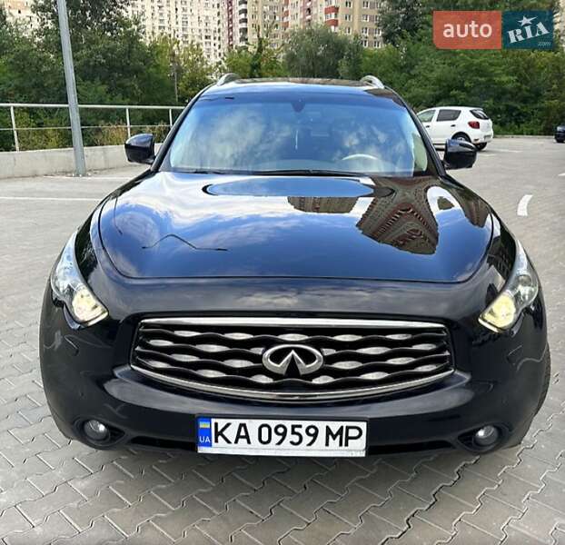Позашляховик / Кросовер Infiniti FX 50 2009 в Києві