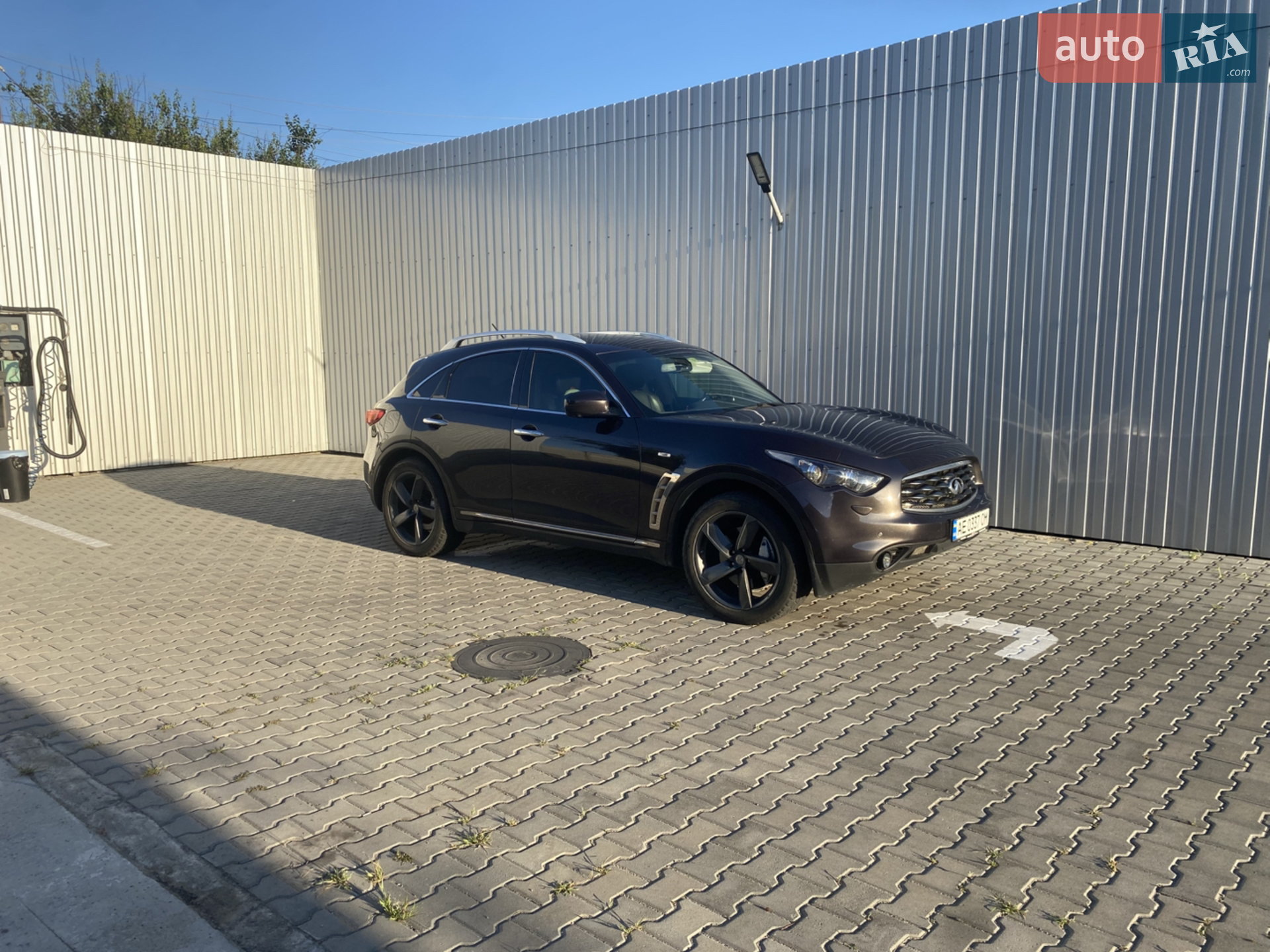 2010 Infiniti FX - мініатюра 9