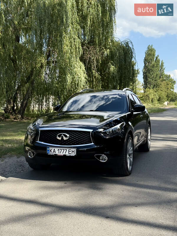 Позашляховик / Кросовер Infiniti FX 50 2008 в Краснограді