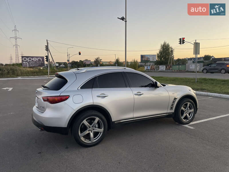 Позашляховик / Кросовер Infiniti FX 50 2008 в Луцьку