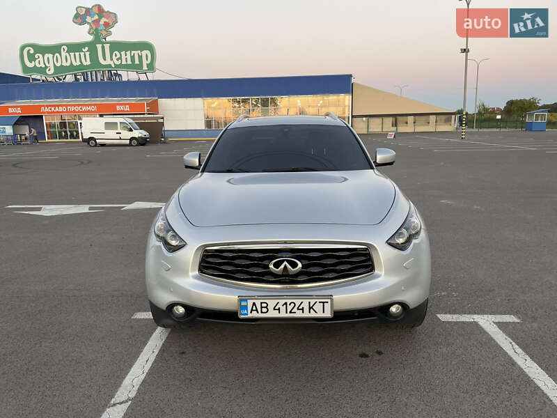 Позашляховик / Кросовер Infiniti FX 50 2008 в Луцьку