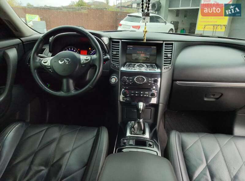 Позашляховик / Кросовер Infiniti FX 50 2009 в Бучі