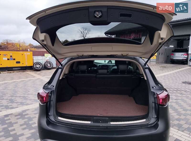 Позашляховик / Кросовер Infiniti FX 50 2009 в Бучі