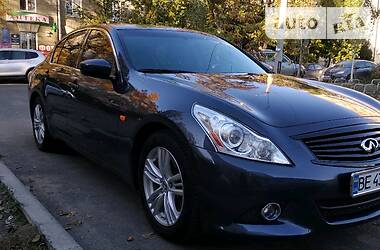 Седан Infiniti G25 2010 в Николаеве