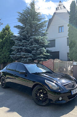 Седан Infiniti G25 2010 в Києві